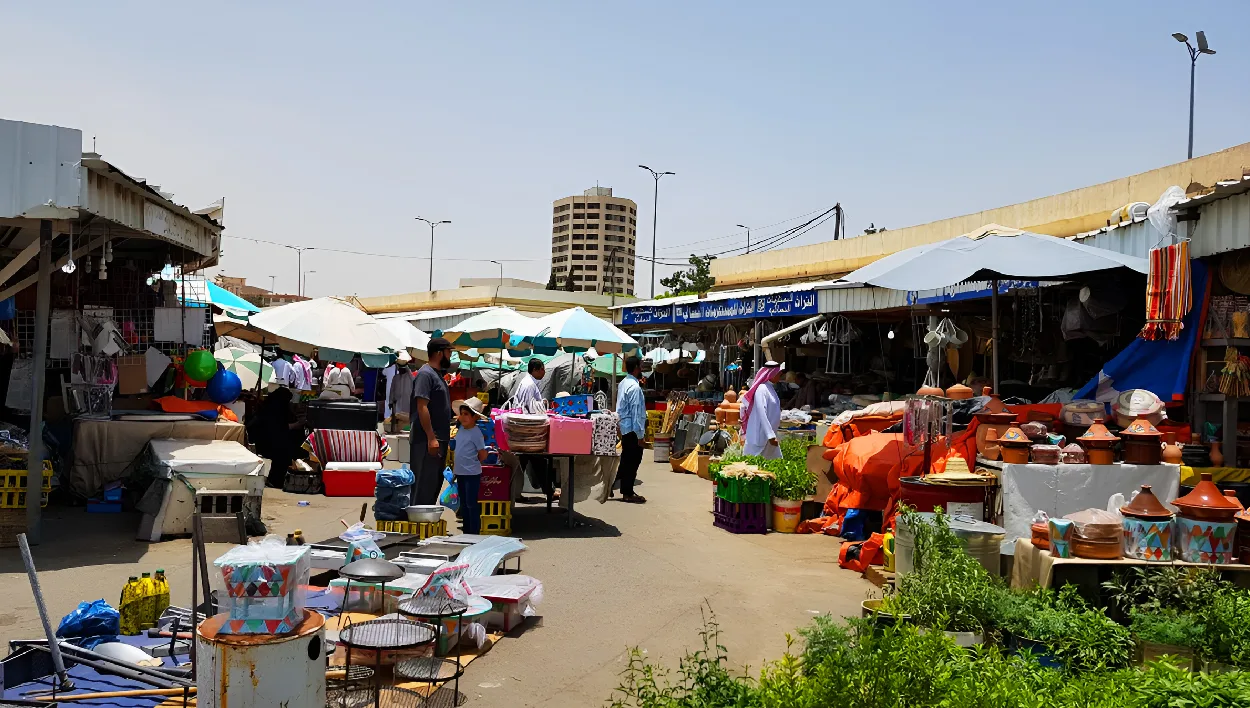 Tuesday Market Souq Al Thulatha