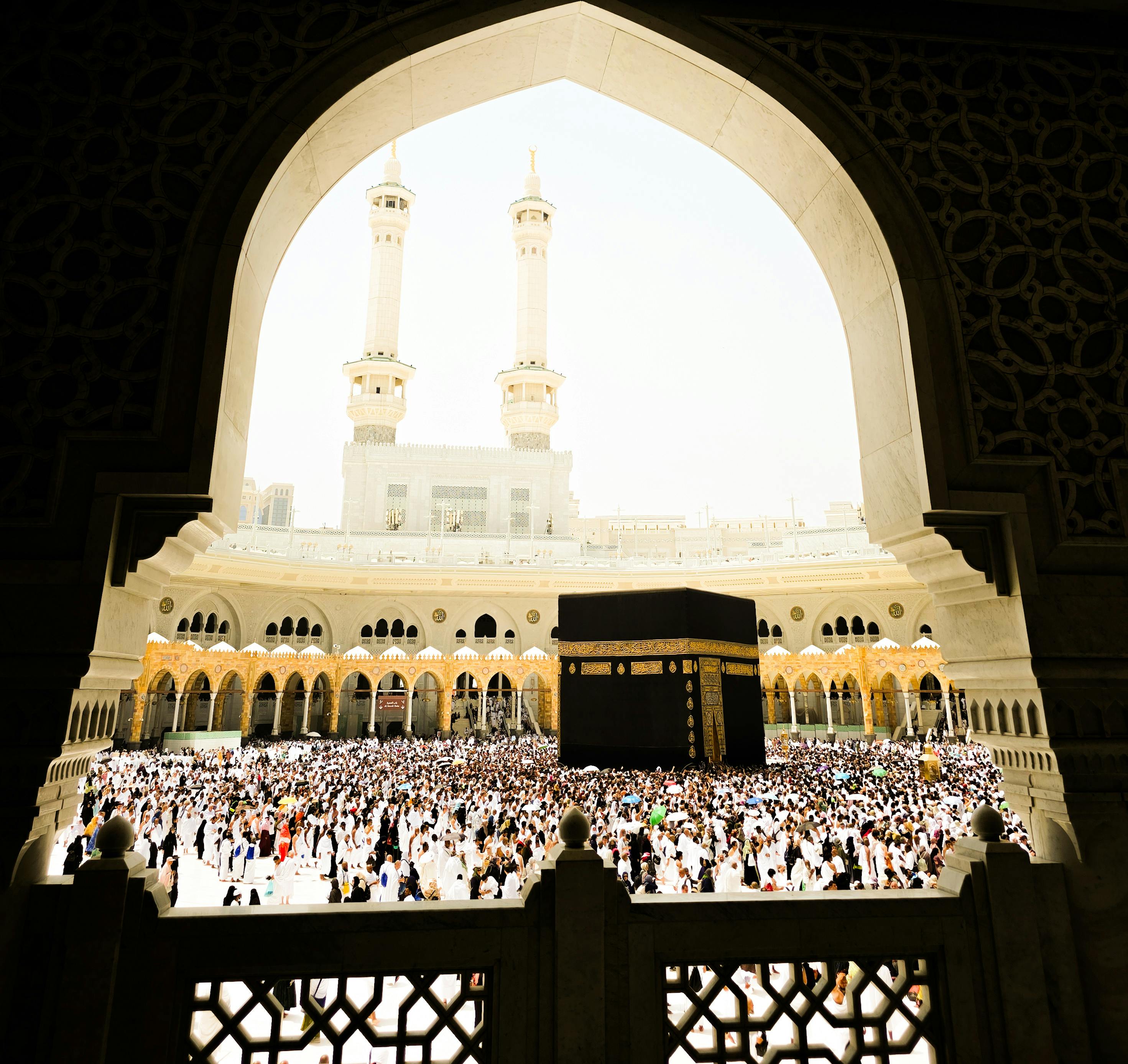 Kaaba and pilgrims in Masjid al-Haram